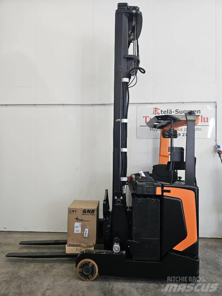 Rocla HXF14 Reachtruck voor hoog niveau