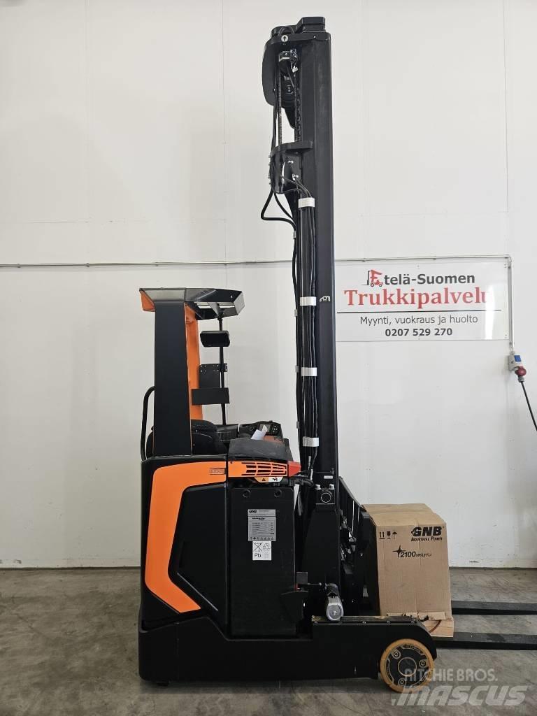 Rocla HXF14 Reachtruck voor hoog niveau