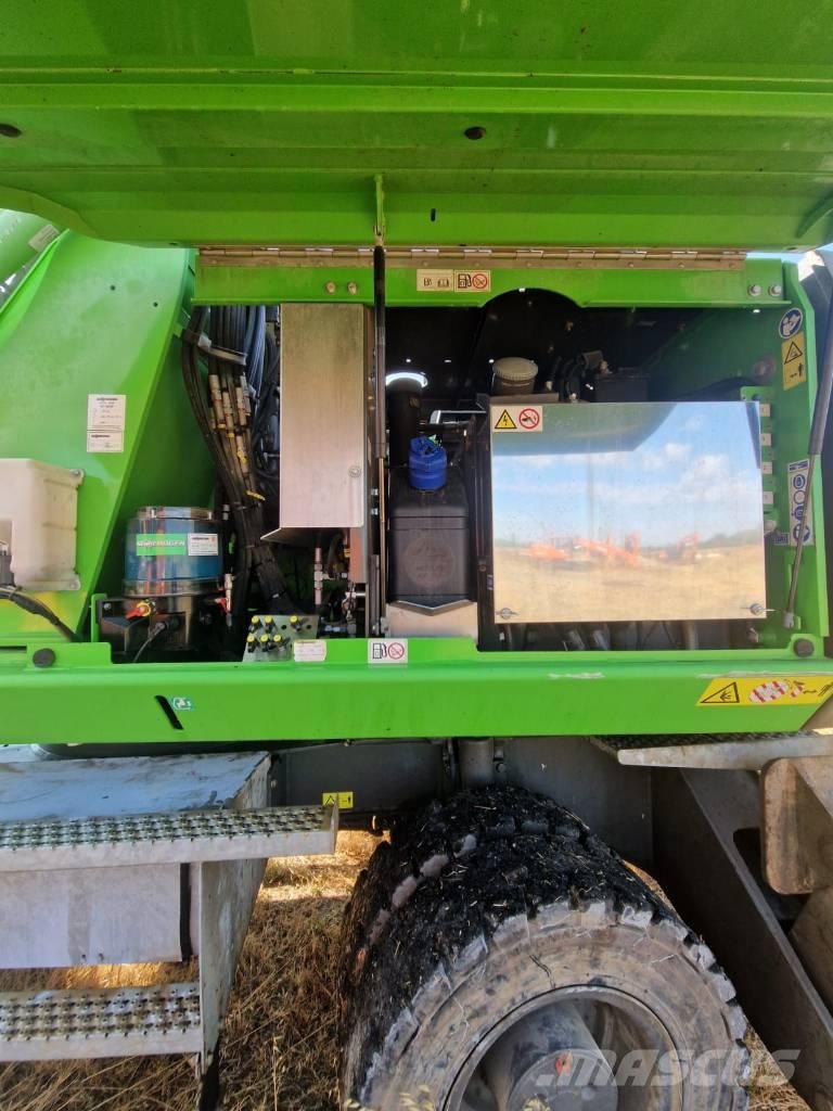 Sennebogen 821 E Wielgraafmachines