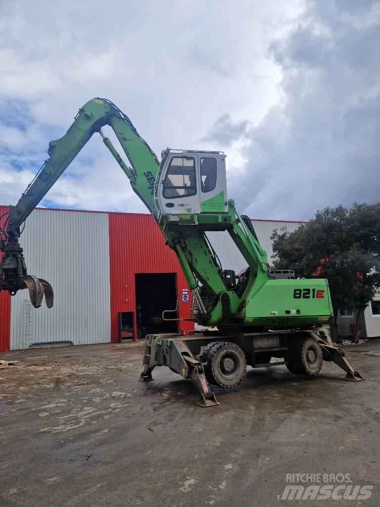 Sennebogen 821 E Wielgraafmachines