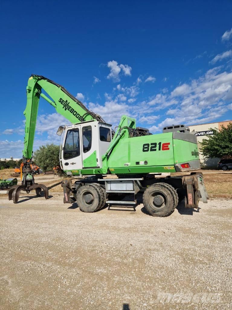 Sennebogen 821 E Wielgraafmachines