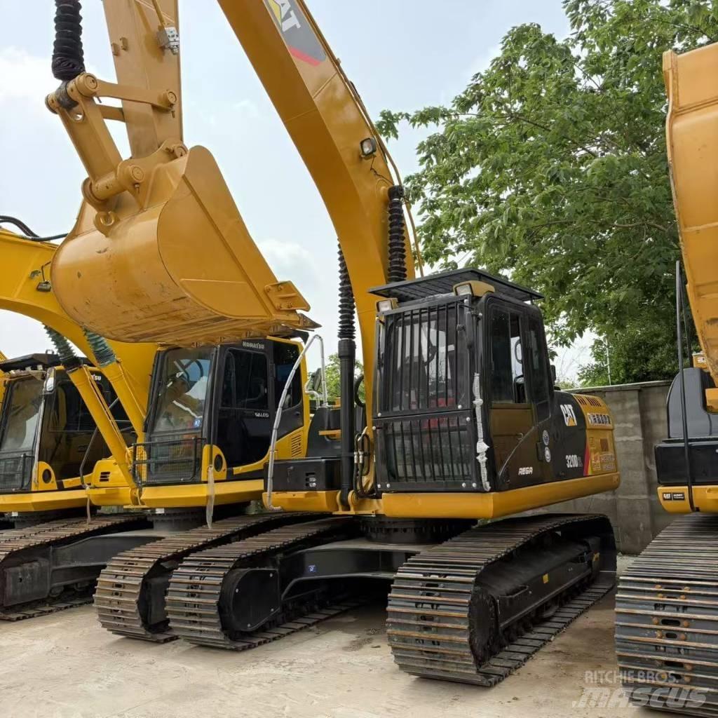 CAT 320 D Rupsgraafmachines