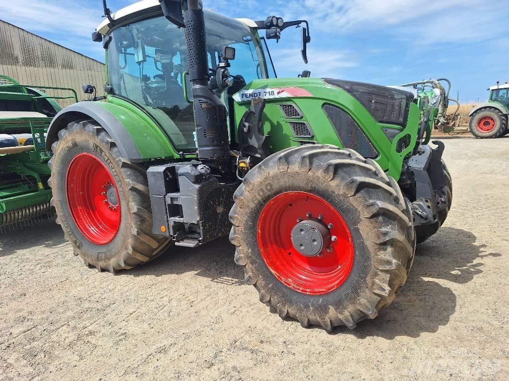 Fendt 718 Tractoren