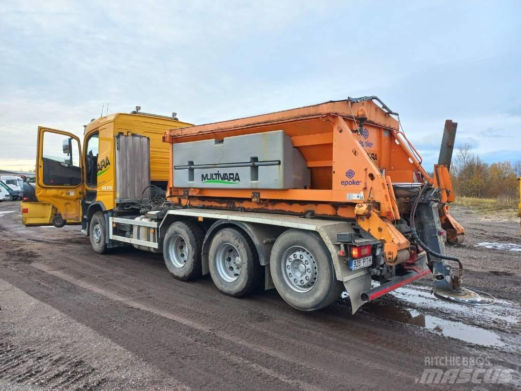 Volvo FH540 Vrachtwagen met containersysteem