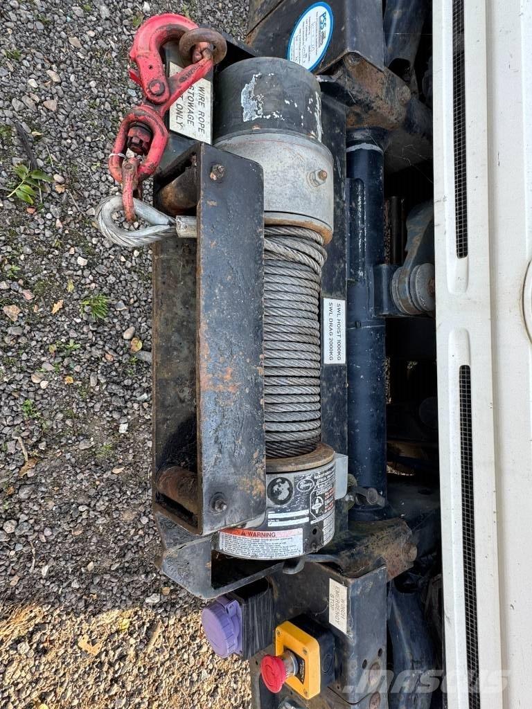 Mercedes-Benz unimog Auto hoogwerkers