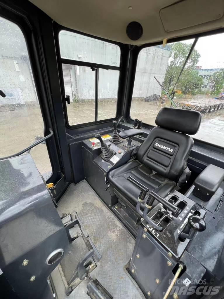 Shantui SD22L Rupsdozers