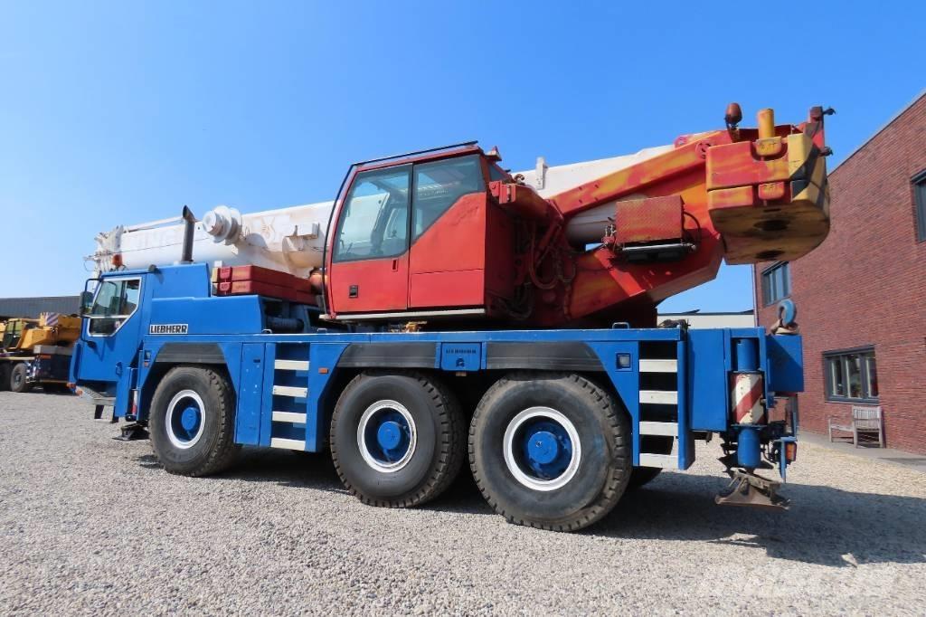 Liebherr LTM 1055-1 Kranen voor alle terreinen