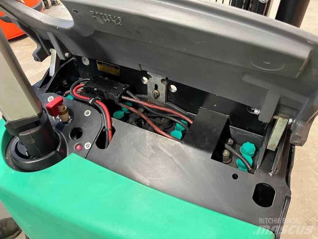 Mitsubishi SBP 12 N Stapelaar meeloop
