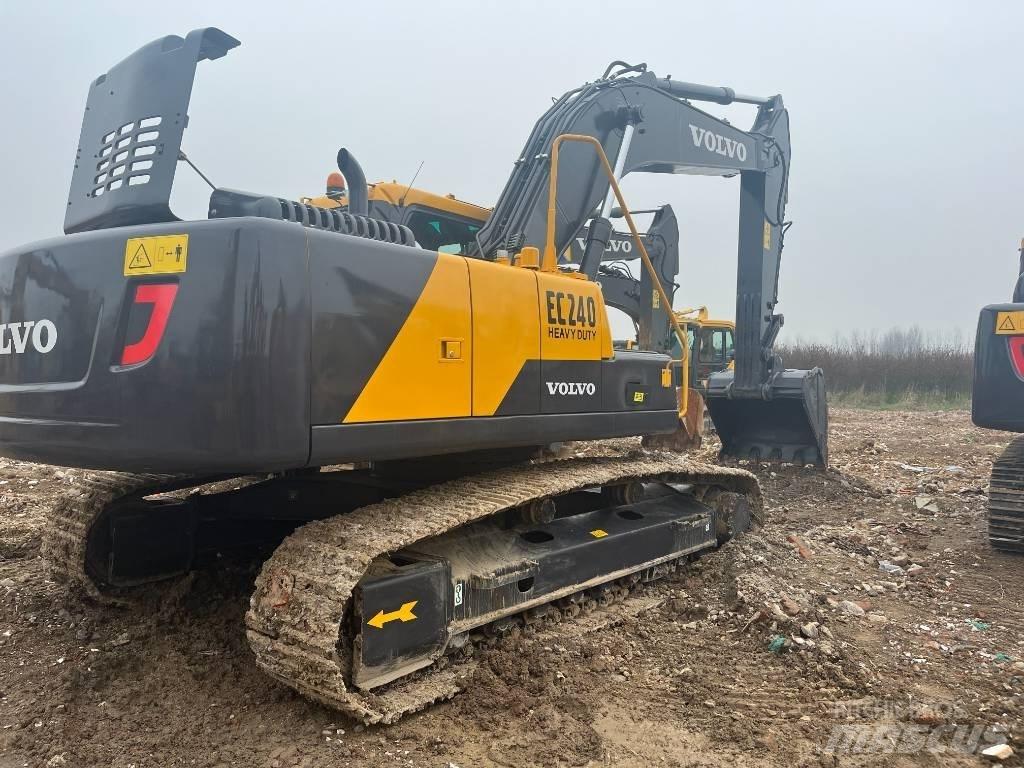 Volvo EC240BLC Rupsgraafmachines