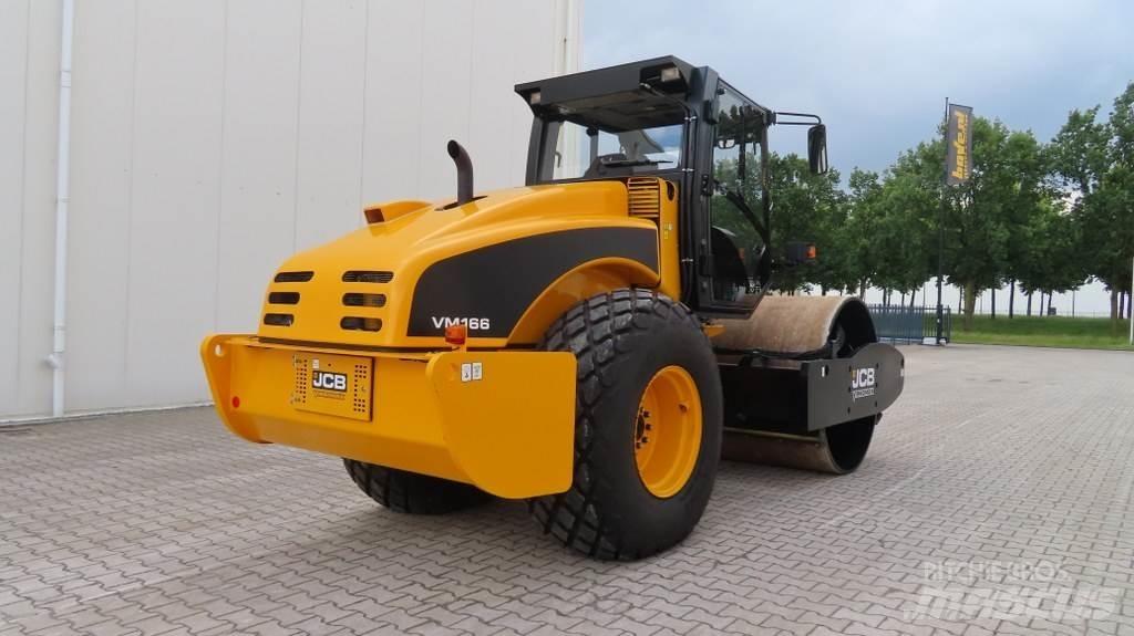 JCB VM200D Trilrolwalsen