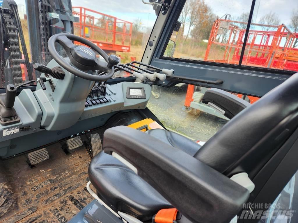 Heli CPCD 100 CU1G3 Diesel heftrucks