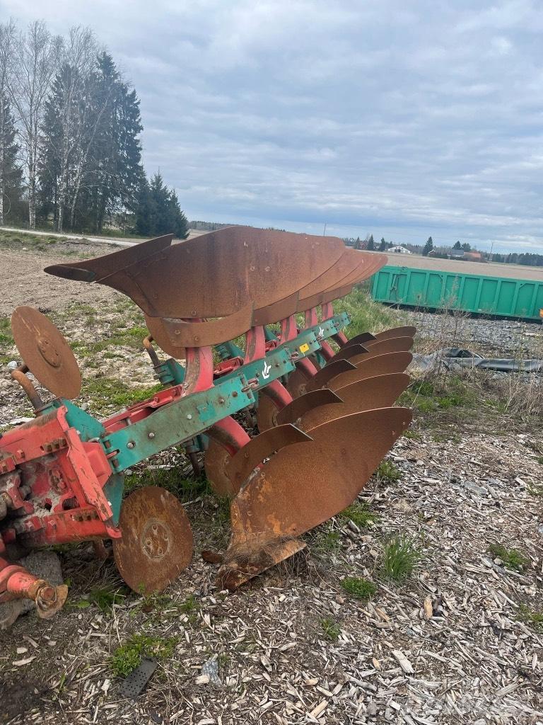 Kverneland Es 95 Wentelploegen