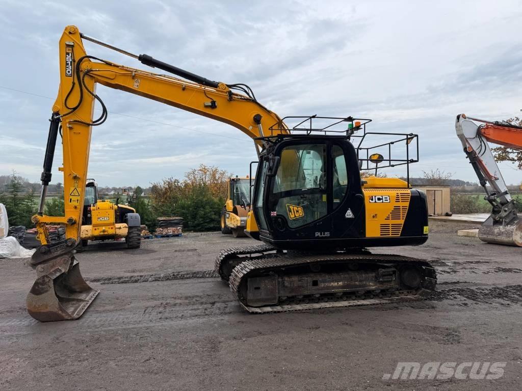 JCB JS 130 LC Rupsgraafmachines