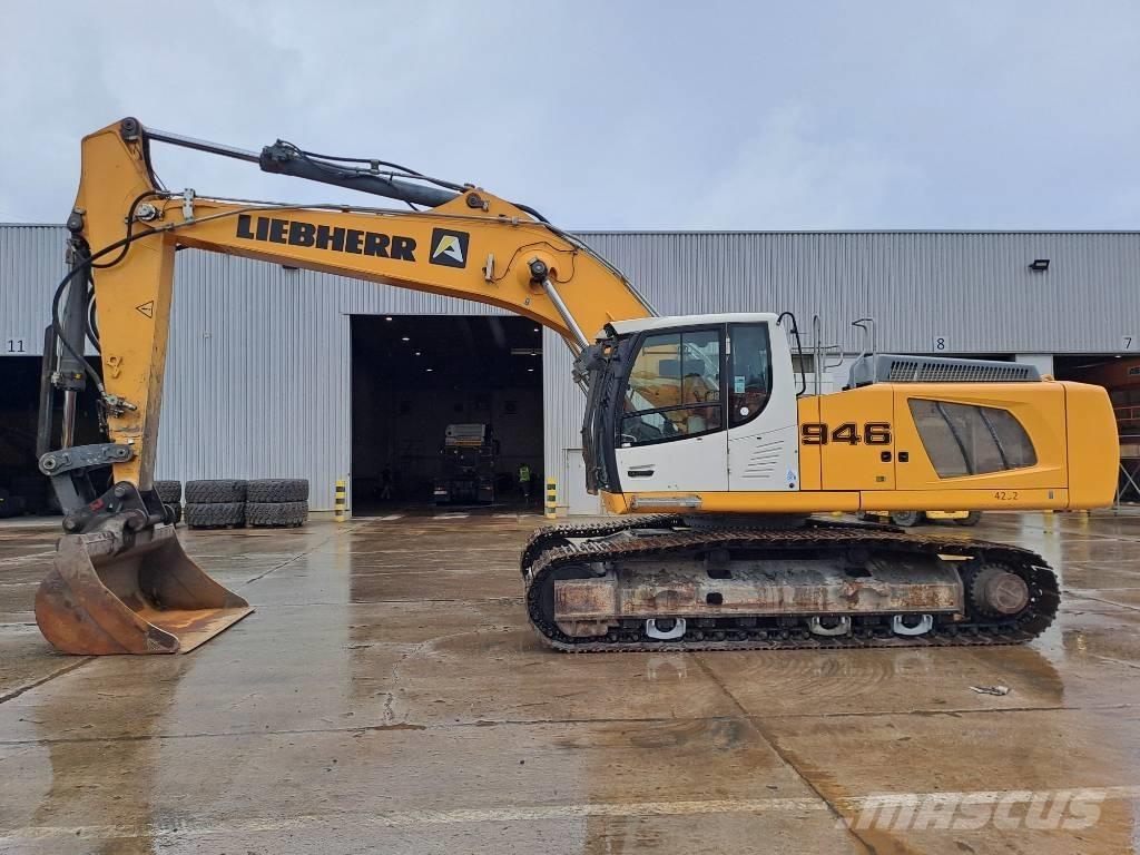 Liebherr R 946 Rupsgraafmachines