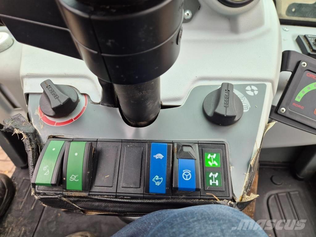 Kramer KL25.5T Knik- en schrankladers