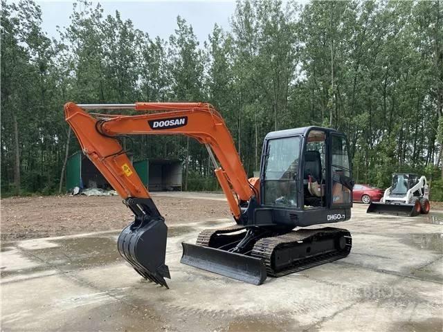 Doosan DH 60-7 Minigraafmachines < 7t
