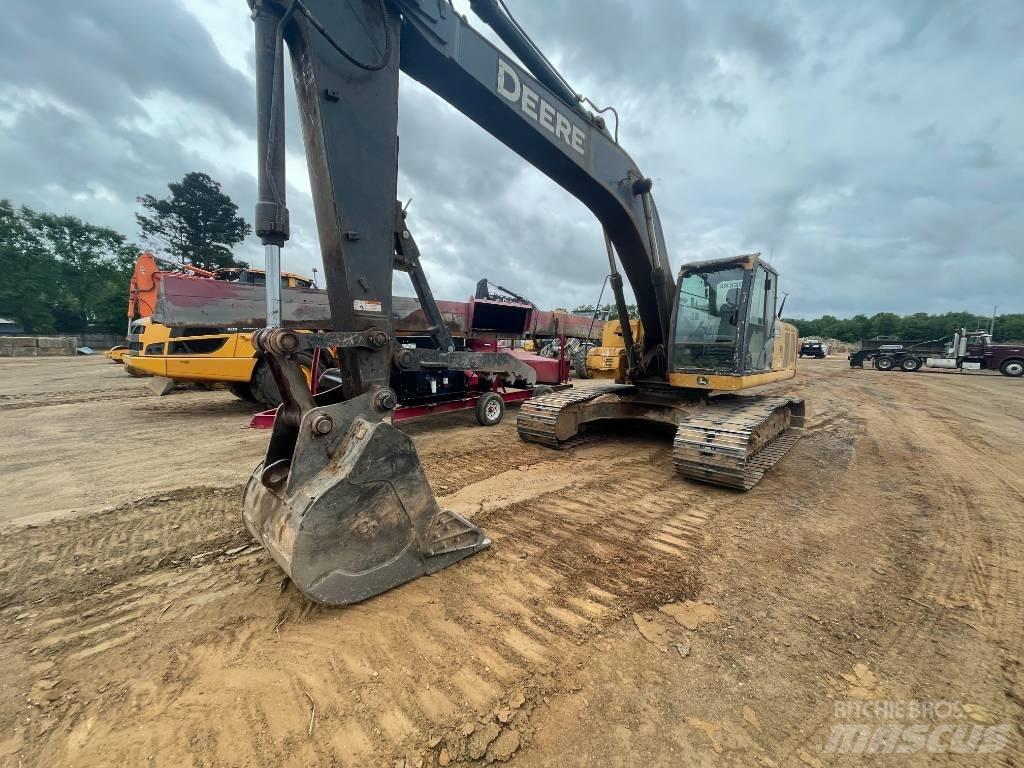 DEERE 250G LC Rupsgraafmachines