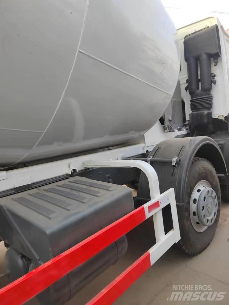 Howo 371 6x4 Betonmixers en pompen
