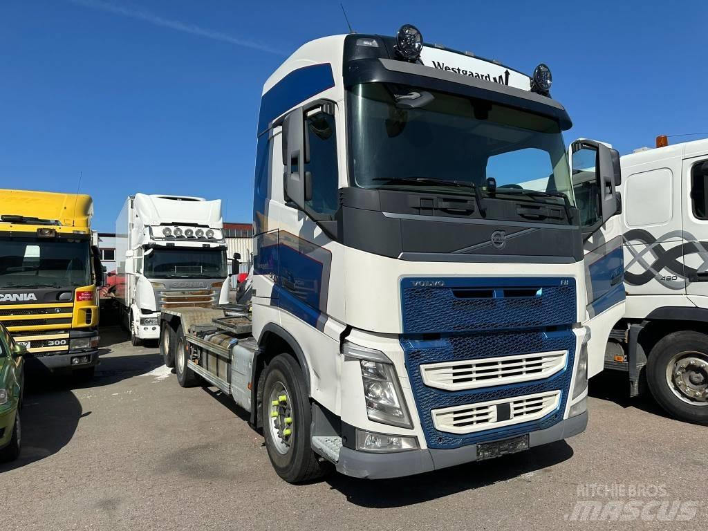 Volvo FH Containertrucks met kabelsysteem