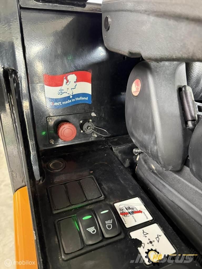 GiANT G2200E Wielladers