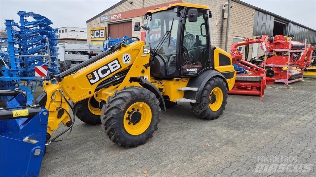 JCB TM 220 AGRI Telescoophoogwerkers