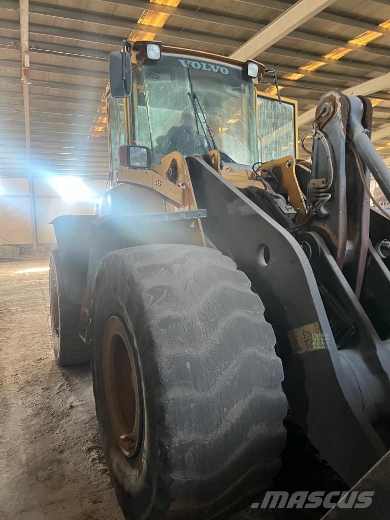 Volvo L 120 E Wielladers