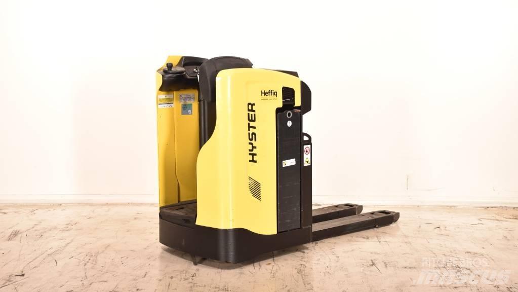 Hyster RP2.0N Meerij pallettruck met platform