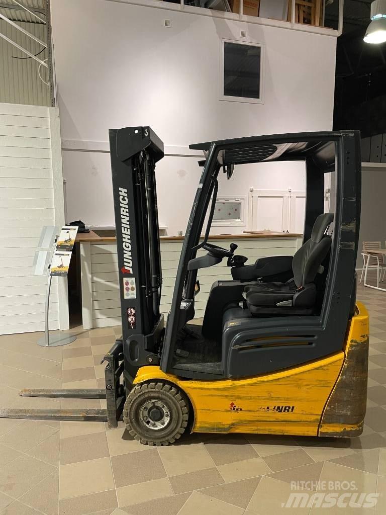 Jungheinrich EFG 213 Elektrische heftrucks