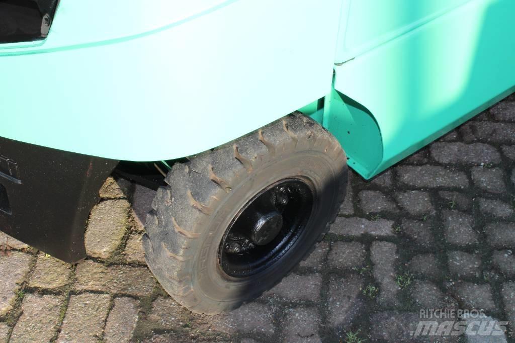 Mitsubishi FD25N Diesel heftrucks