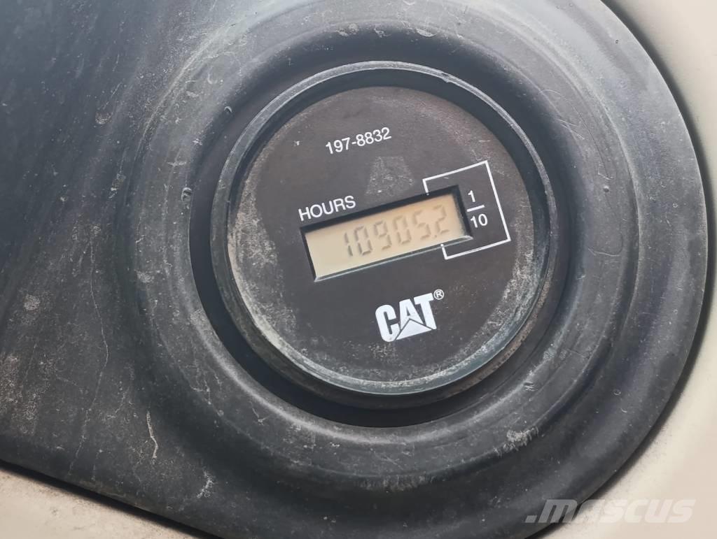 CAT M 318 C Wielgraafmachines