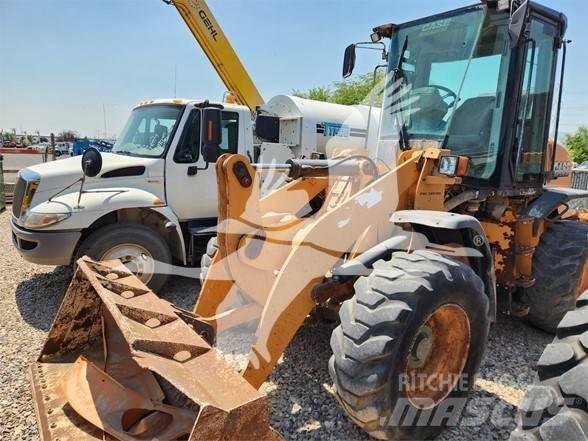 CASE 521F Wielladers