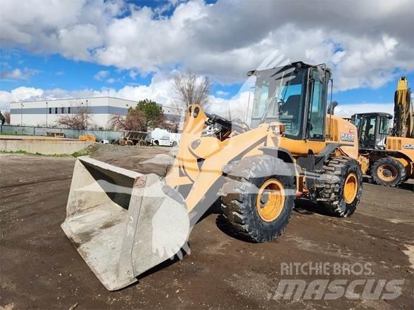 CASE 621F Wielladers