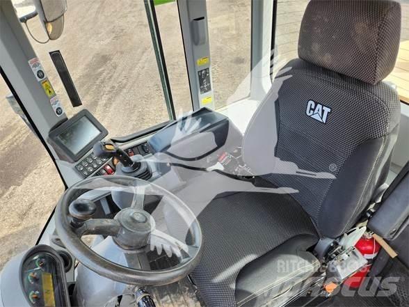 CAT 930M Wielladers