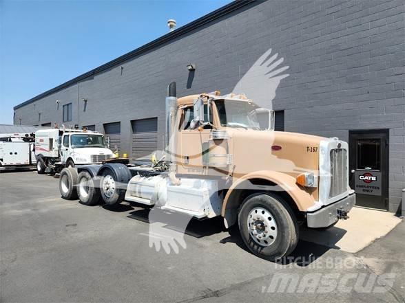 Peterbilt 367 Trekkers