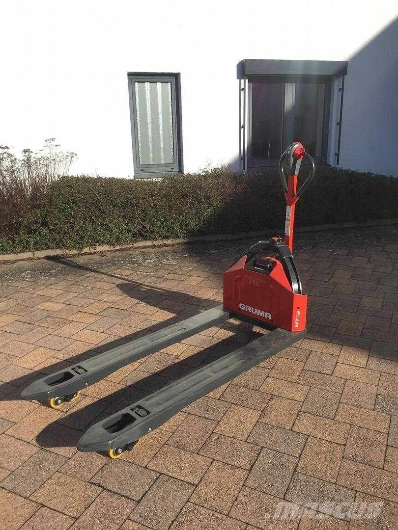 Linde MT12 Stapelaar meeloop