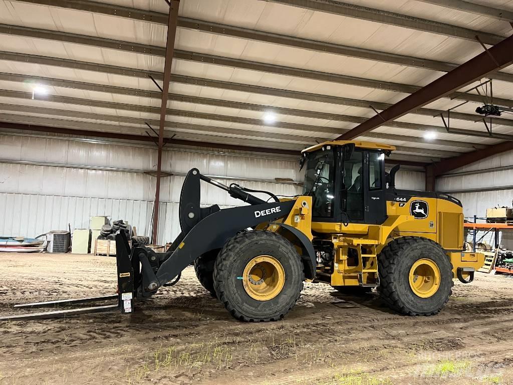 John Deere 644P Wielladers