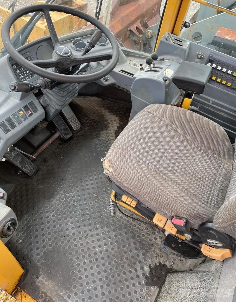 Volvo L120C Wielladers