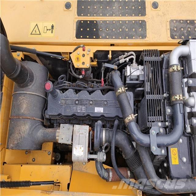 Komatsu P C220-8 Rupsgraafmachines