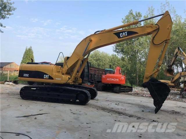 CAT 325C Rupsgraafmachines