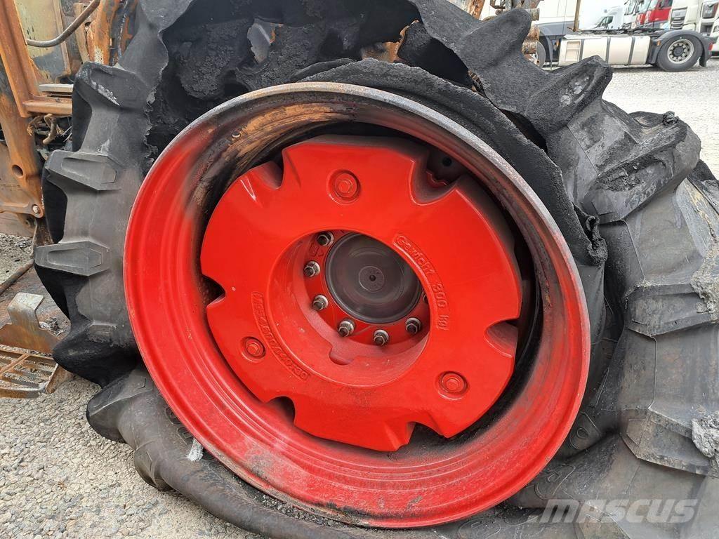 Fendt 724 Vario Tractoren