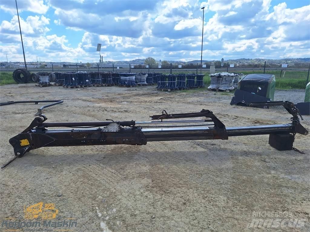 Loglift F71 Uitrijwagenkranen