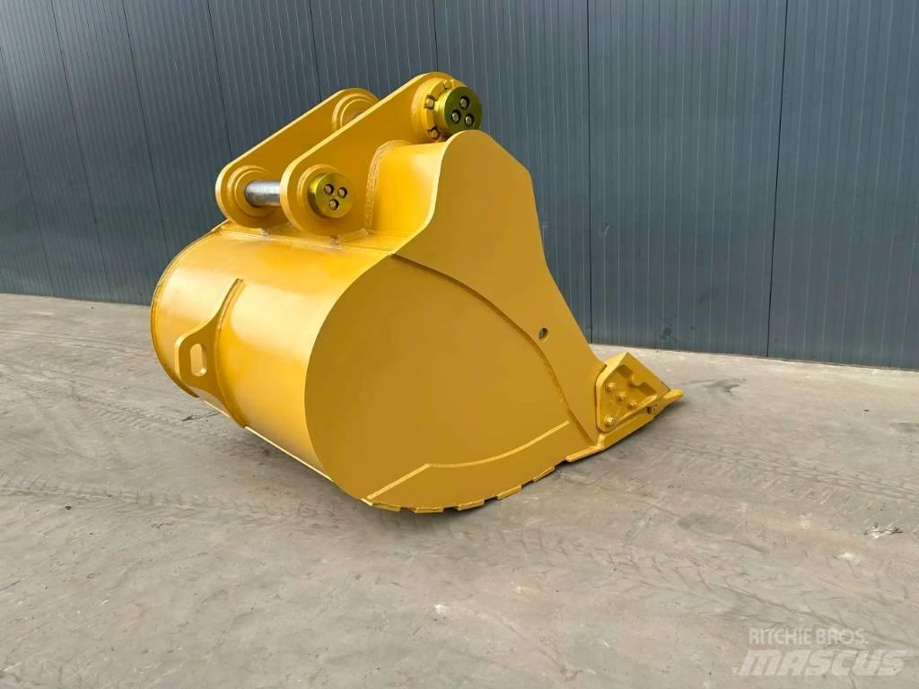 CAT 352F - UB Bakken