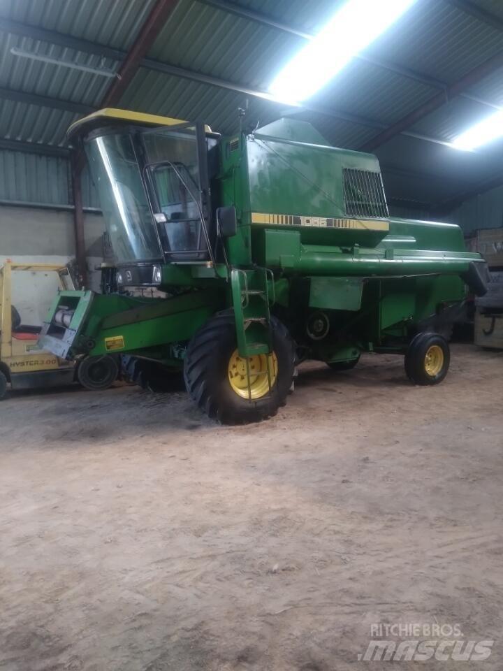 John Deere 1065 Maaidorsmachines