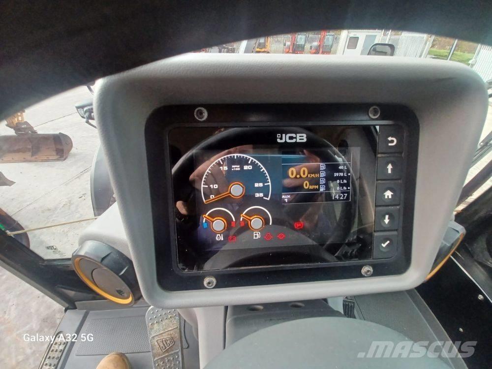 JCB TM 320 S Verreikers voor landbouw