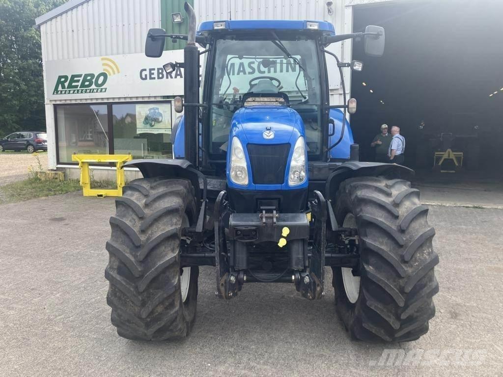 New Holland T 6080 Tractoren