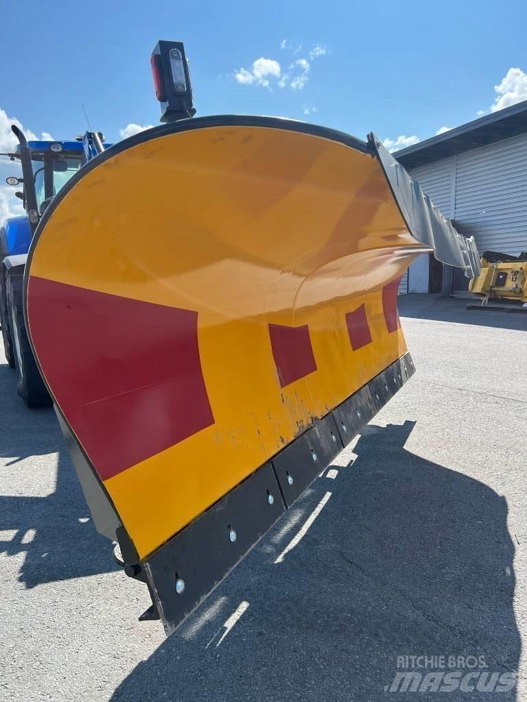 Snowline 4000 TA PK Sneeuwschuivers en -ploegen