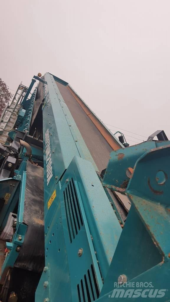 PowerScreen 2100 Mobiele zeefinstallaties