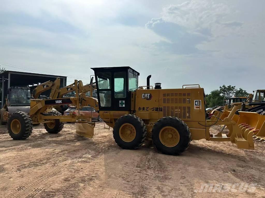 CAT 140K Graders