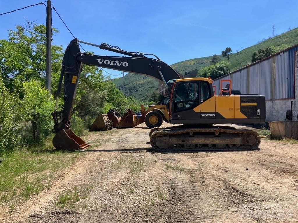 Volvo EC 220 E Rupsgraafmachines