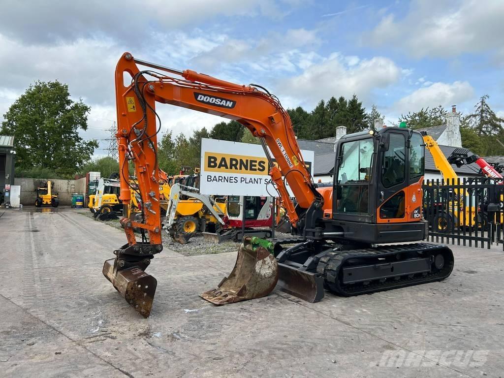 Doosan DX 80 R Midigraafmachines 7t - 12t